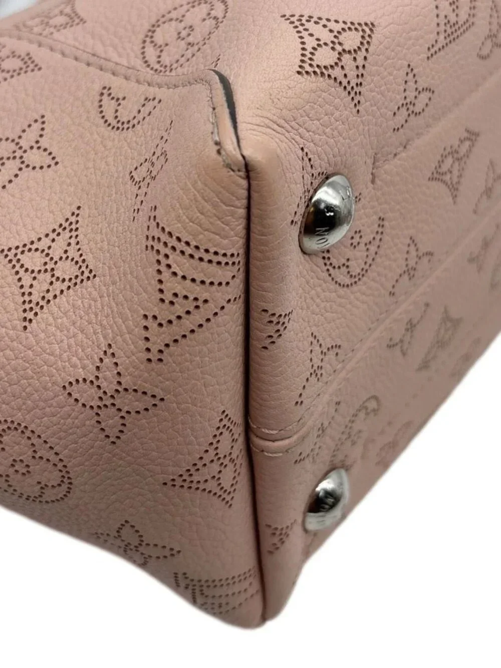 LOUIS VUITTON  Hina PM Mahina Leather Crossbody Bag Magnolia